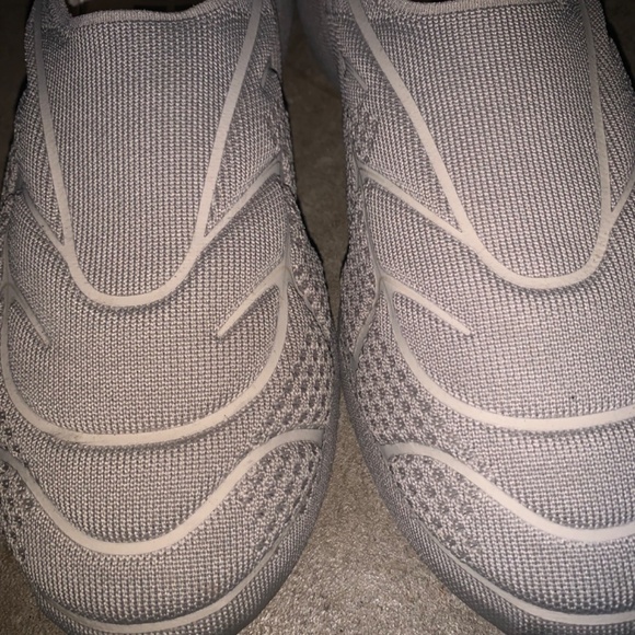 Givenchy TK Sand Sneakers - Picture 5 of 9